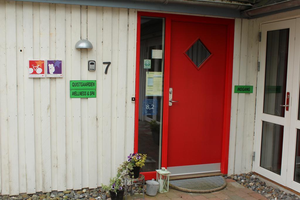 Quistgaarden Bed & Breakfast Spjellerup Esterno foto